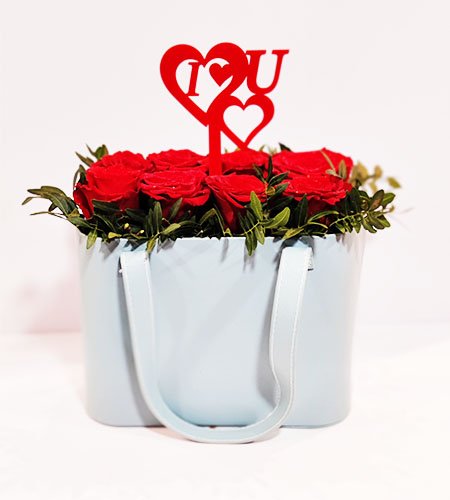Elegant Valentine Red Rose Arrangement